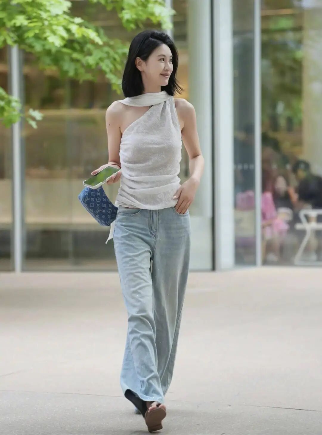 跨境商家必备工具！一句话生成一整套亚马逊商品图~